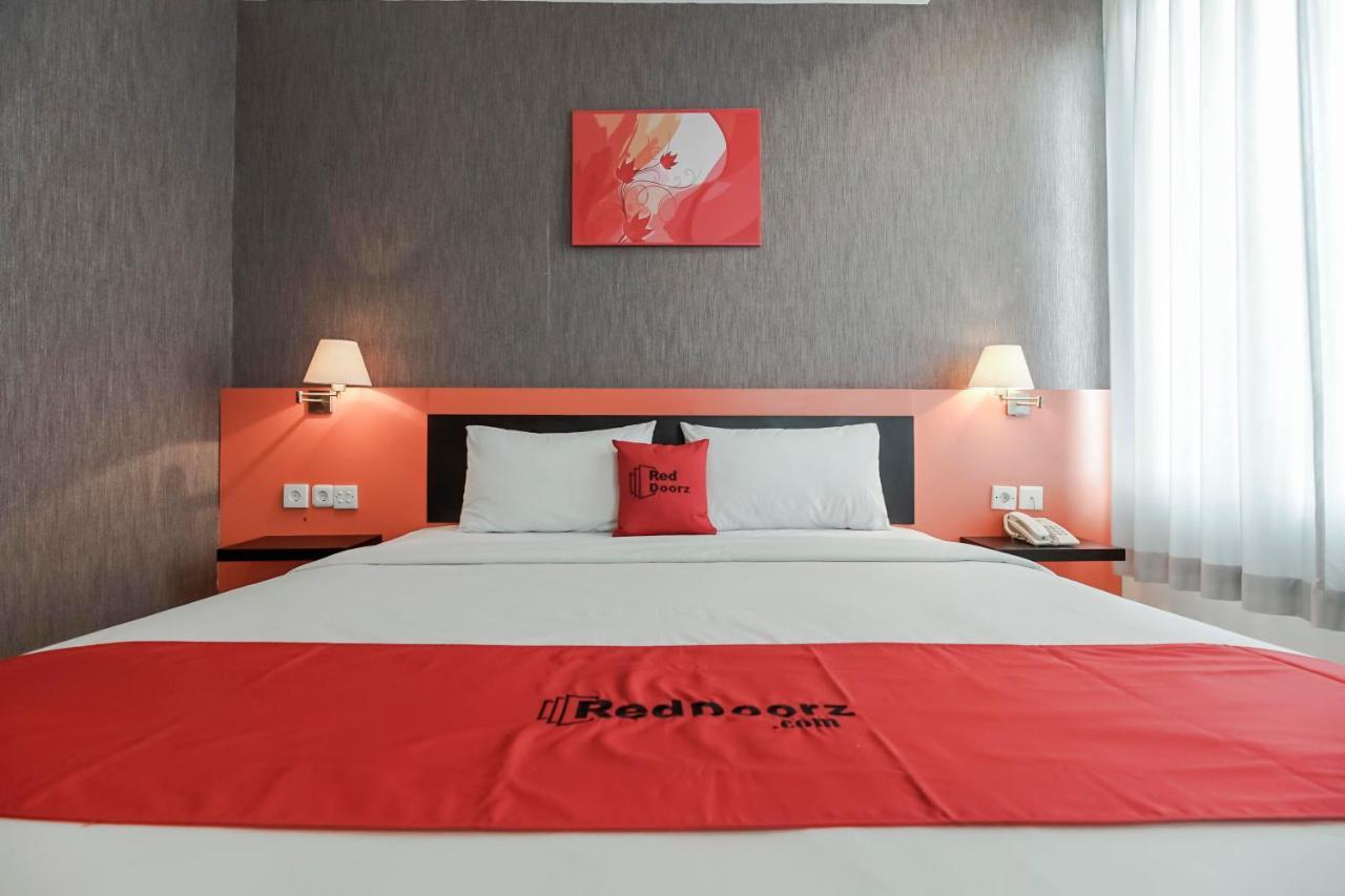 Reddoorz Premium Near Pantai Losari 2 马卡萨 外观 照片